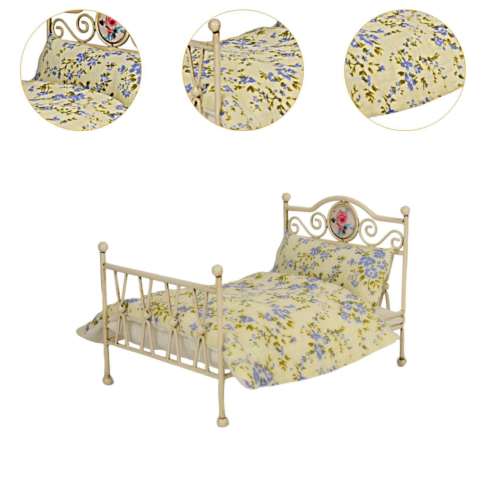 Letto Giocattolo 1/6 Per Bambole In Ferro