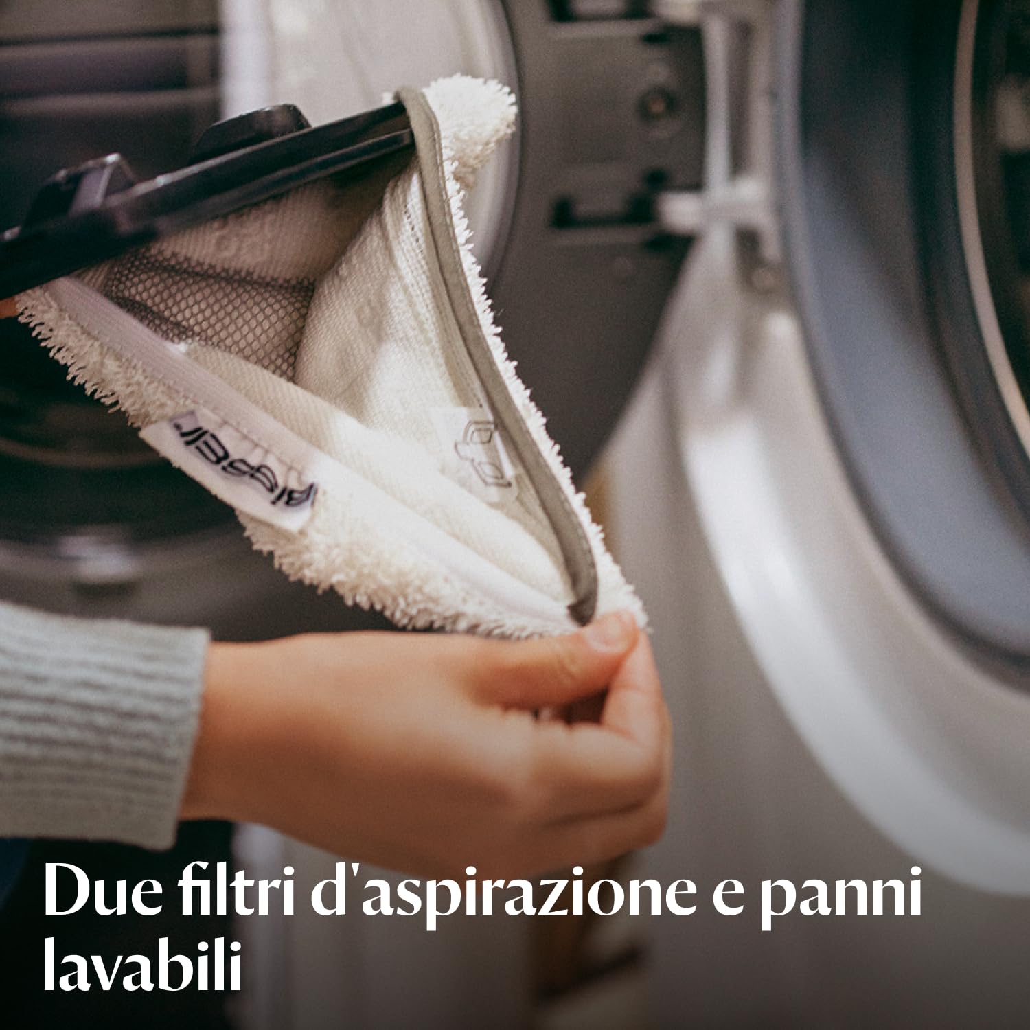 BISSELL Vac & Steam Titanium | Aspirapolvere e Pulitore a Vapore 2 in 1 | Progettato per Pavimenti Duri | Funzione di Controllo del Vapore | Senza Germi | Senza Sostanze Chimiche | 81 dB | 1977N