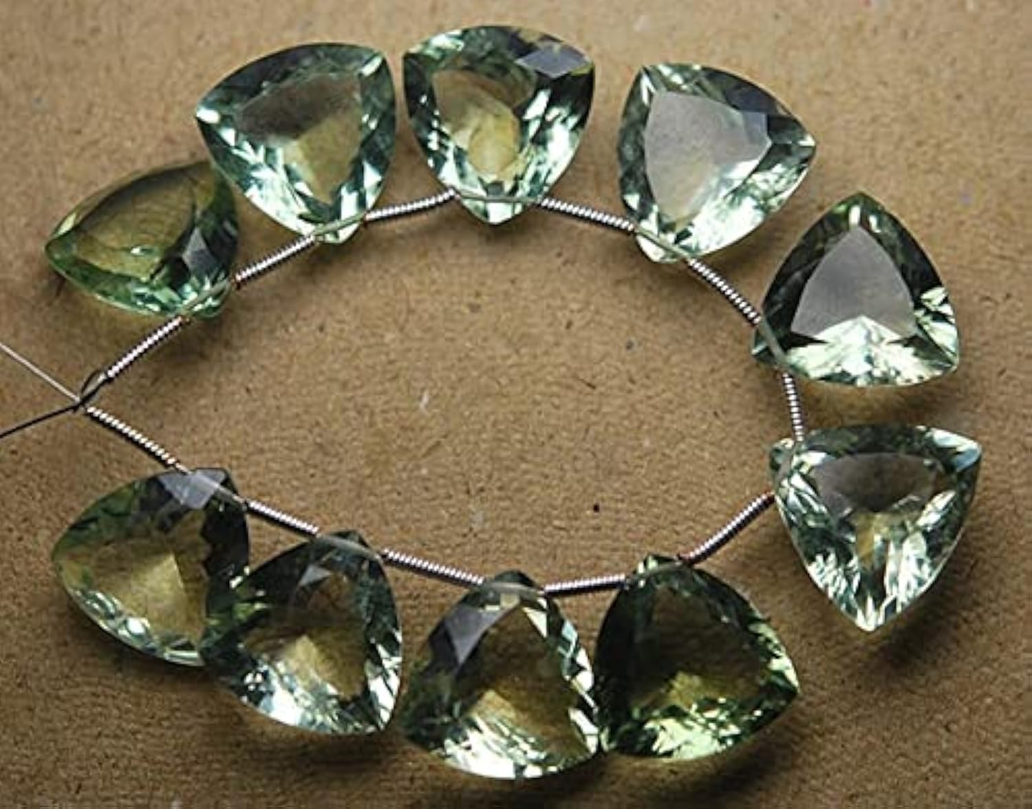 Améthyste verte AAA briolettes taillées trillion de 15mm pour bijoux haut de gamme