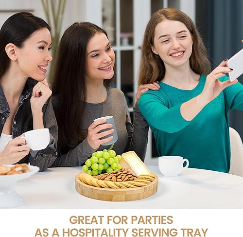 Miniatura 7 de Juego de tabla de queso de bambú, tabla redonda para charcutería, plato con diseño de cajón deslizante, incluye 4 cuchillos de queso de acero