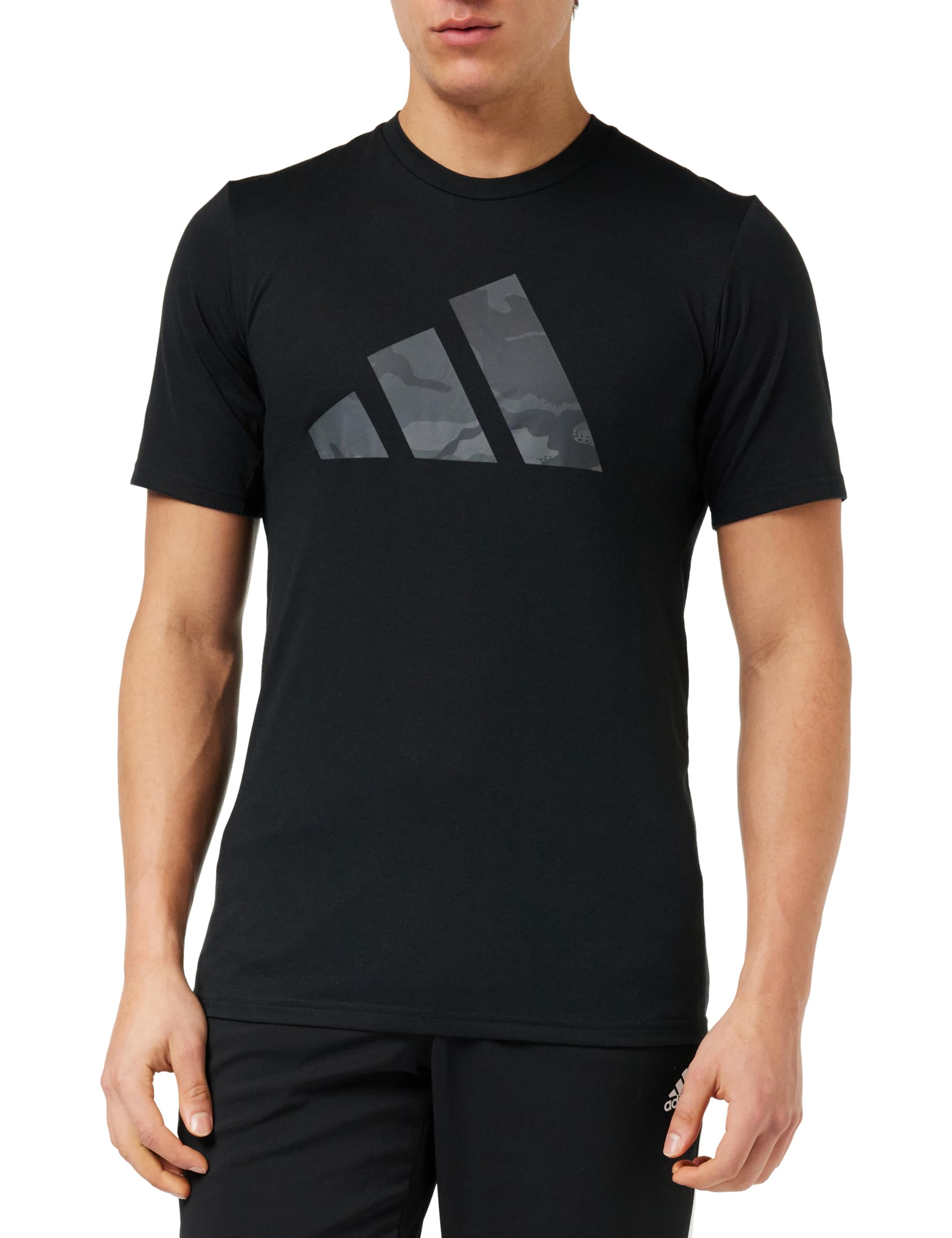adidas Men Train Essentials Seasonal Bl Camo T-Shirt, S Tall
