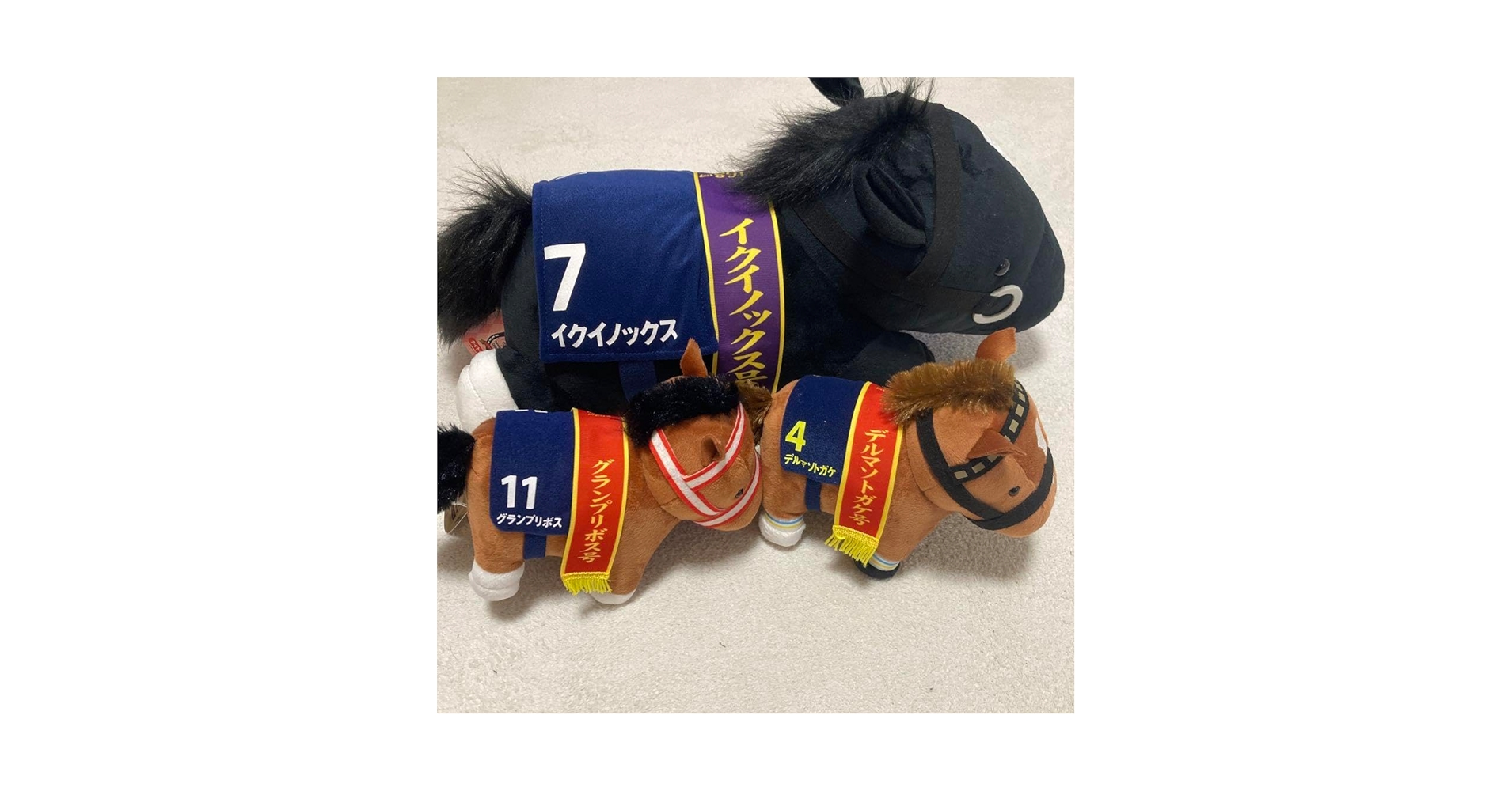 かなり前の競馬の景品の置物です。多分。 サラブレッドコレクション かけっこ時計 プライズの情報サイト