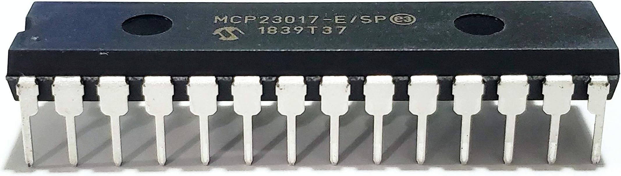 MCP23017-E/SP MCP23017 16-Bit I/O Expander with Serial Interface 1.7 MHz I2C Breadboard-Friendly IC DIP-28 (1 Piece)