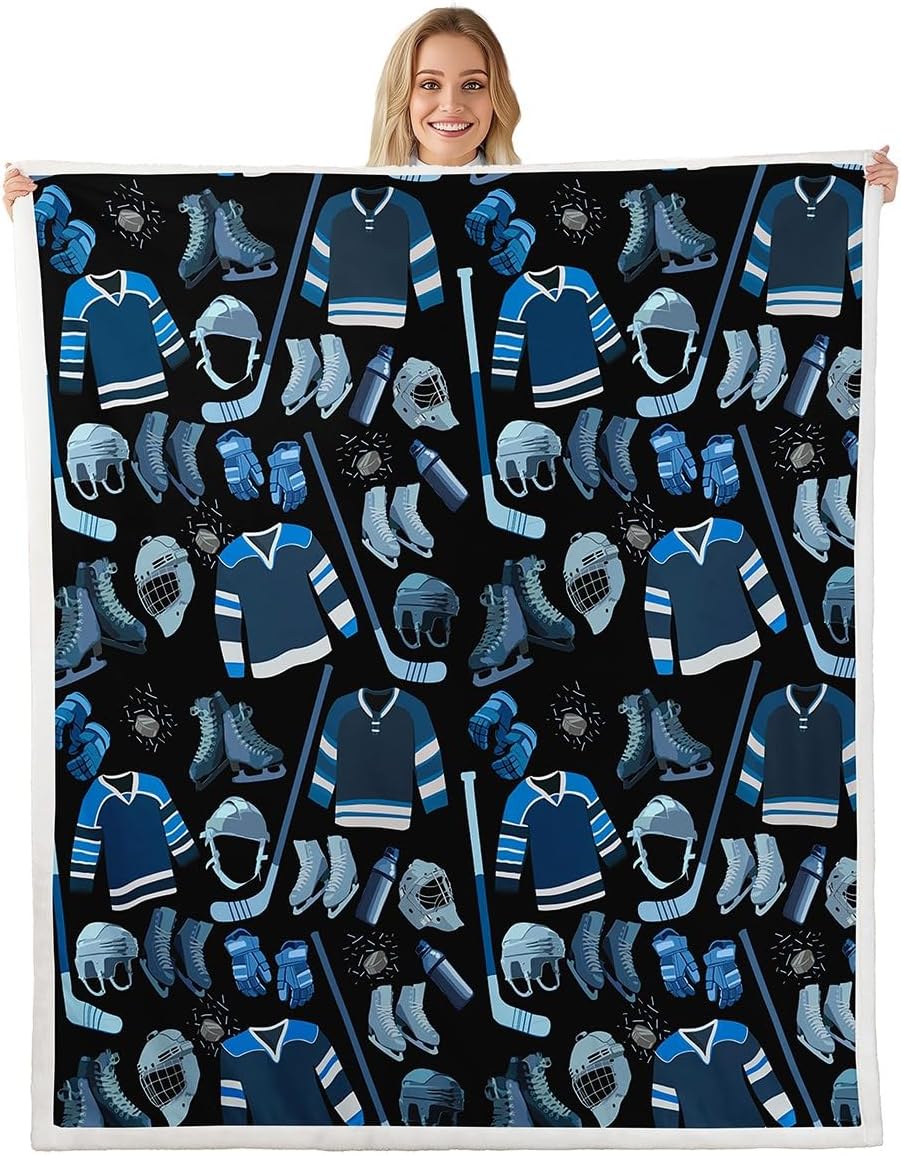 Christmas Snowflake Flannel Blanket Christmas Theme Bedding Set Xmas Sherpa Blanket Golden Floral Super Soft Plush Blanket Red Wooden Style Throw Blanket for Couch Sofa Or Bed Throw 50"x60"