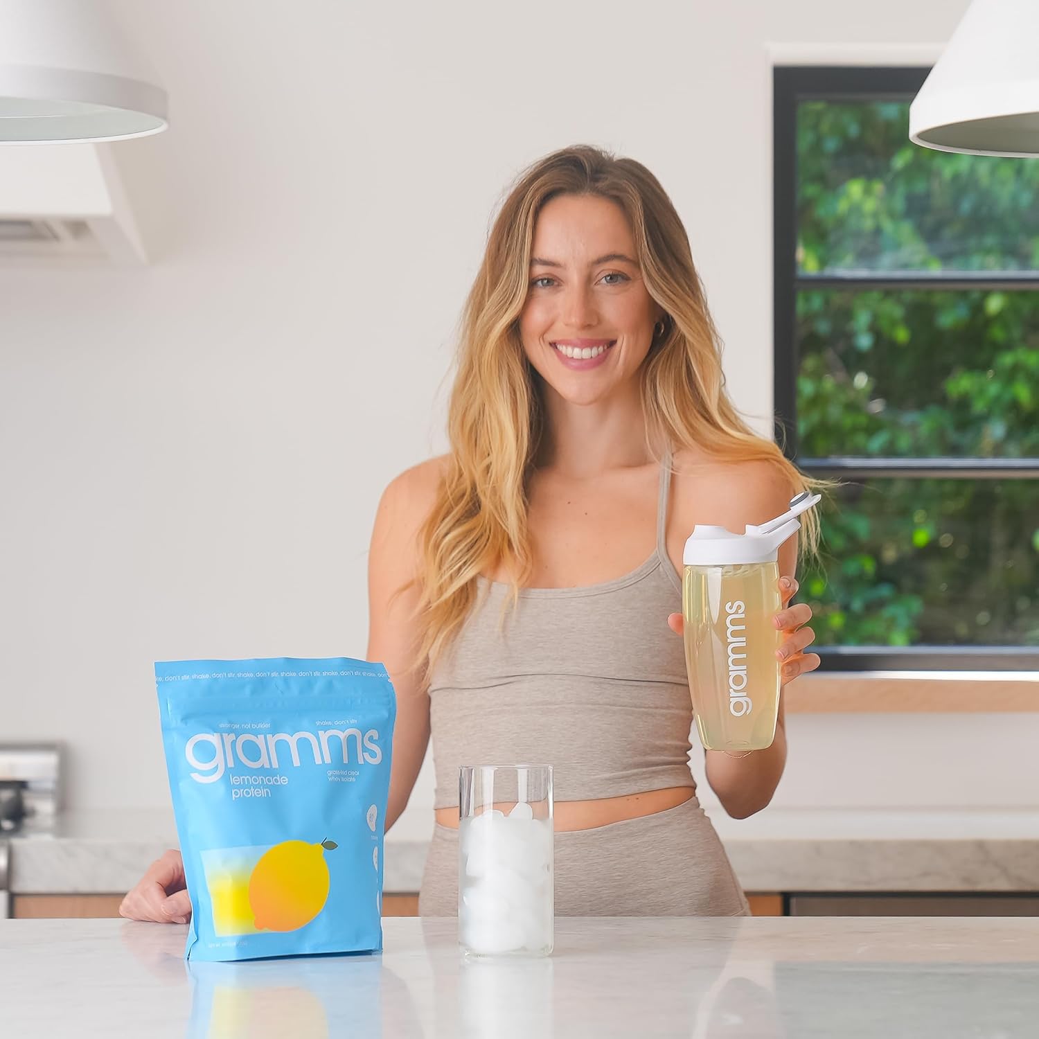 GRAMMS Clear Protein Powder Packets 20G Protein for Women & Men & Lactose Free, Grass-Fed Whey Isolate, Gluten Free, Zero Sugar, Gut Friendly, Non-Bloating (Lemonade-10 Servings) - Image 2