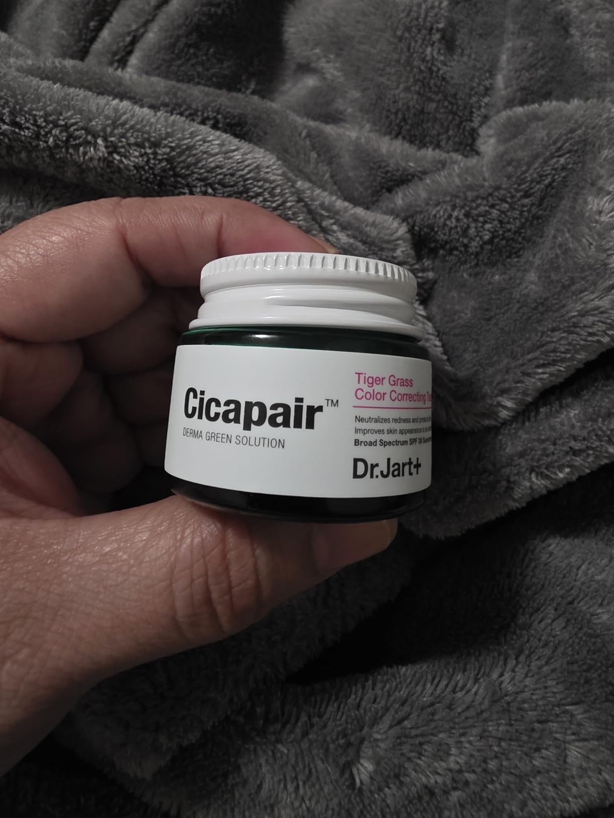 Dr.Jart+ Dr. Jart+ Cicapair Soothing Color Correcting Treatment SPF 30 with Centella Asiatica Extracts | cc cream | Korean Skin Care