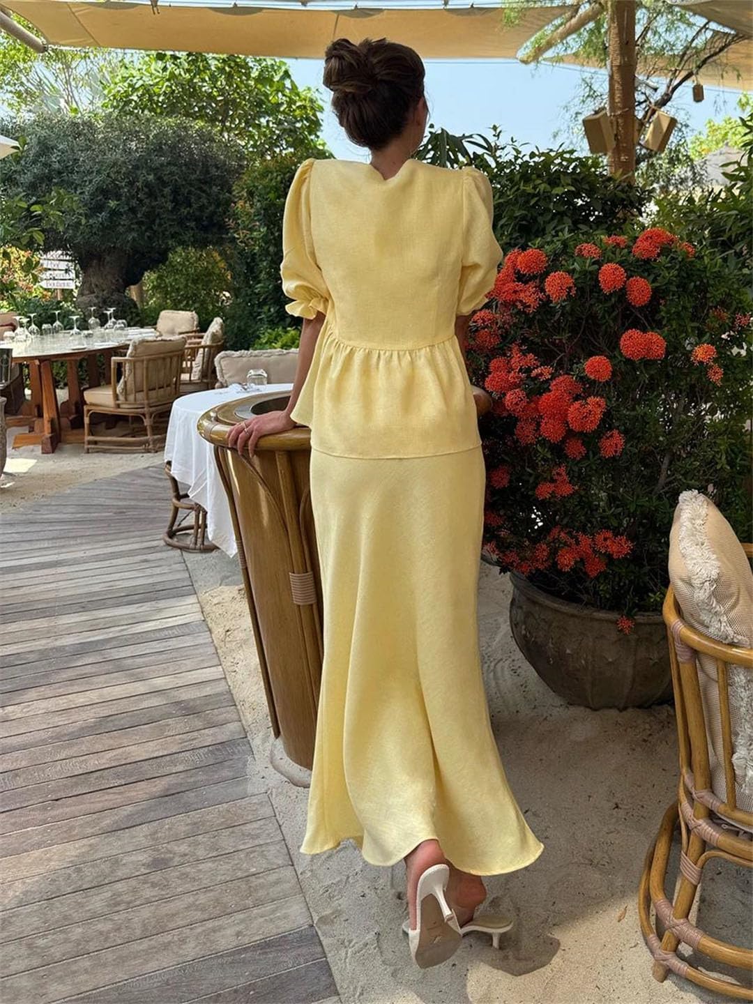 Women's V-Neck Lace-Up Bubble Sleeve Shirt Long Skirt Two-Piece Suit