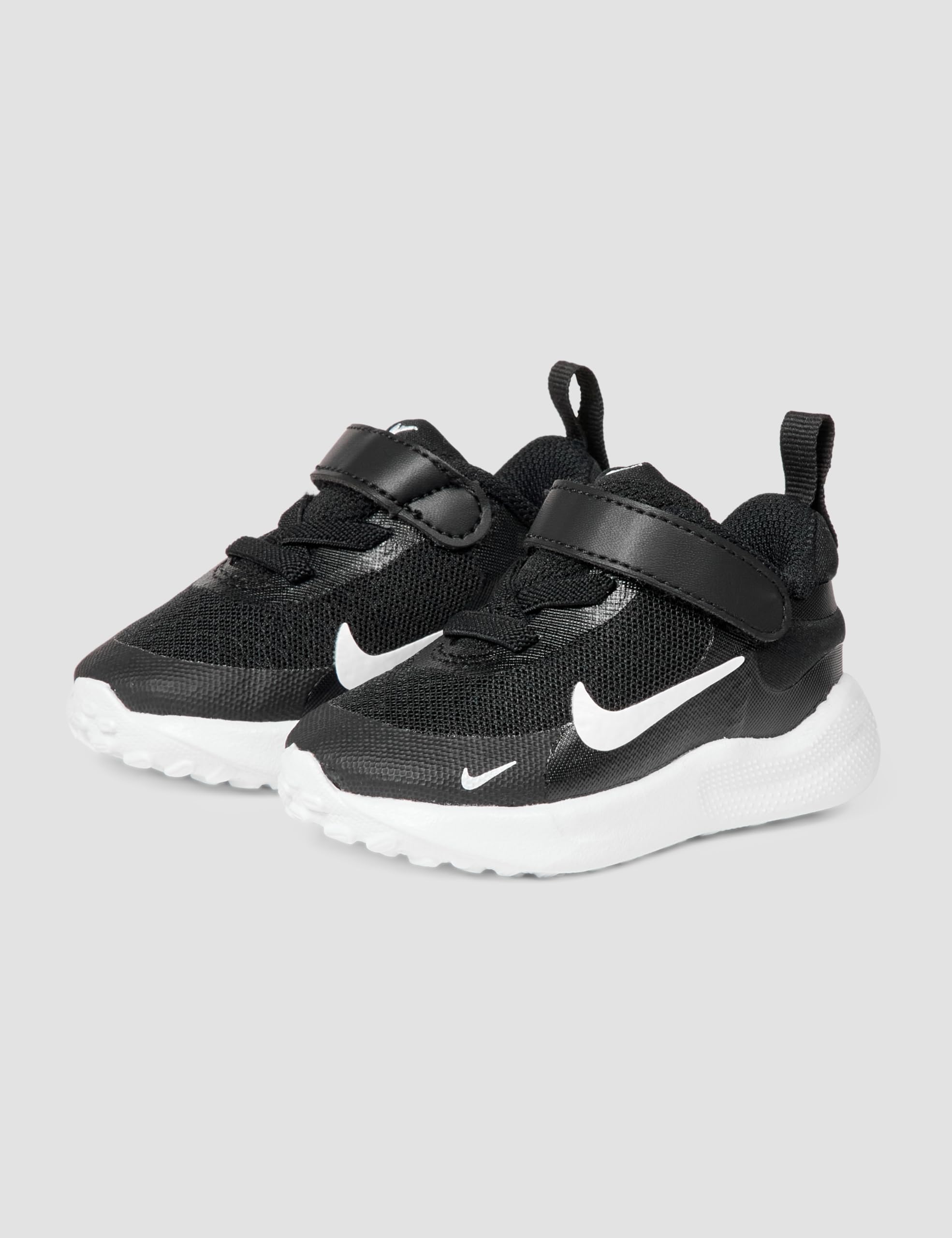 NIKE Uniseks - dzieci Rewolucja 7 (Tdv) Niski