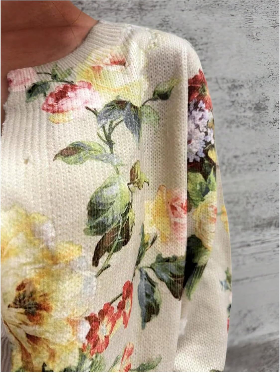 GORGLITTER Women's Flower Cardigan Sweaters Fashion Trendy Floral Print Button Up Long Sleeve Vintage Boho Cardigan - Image 4