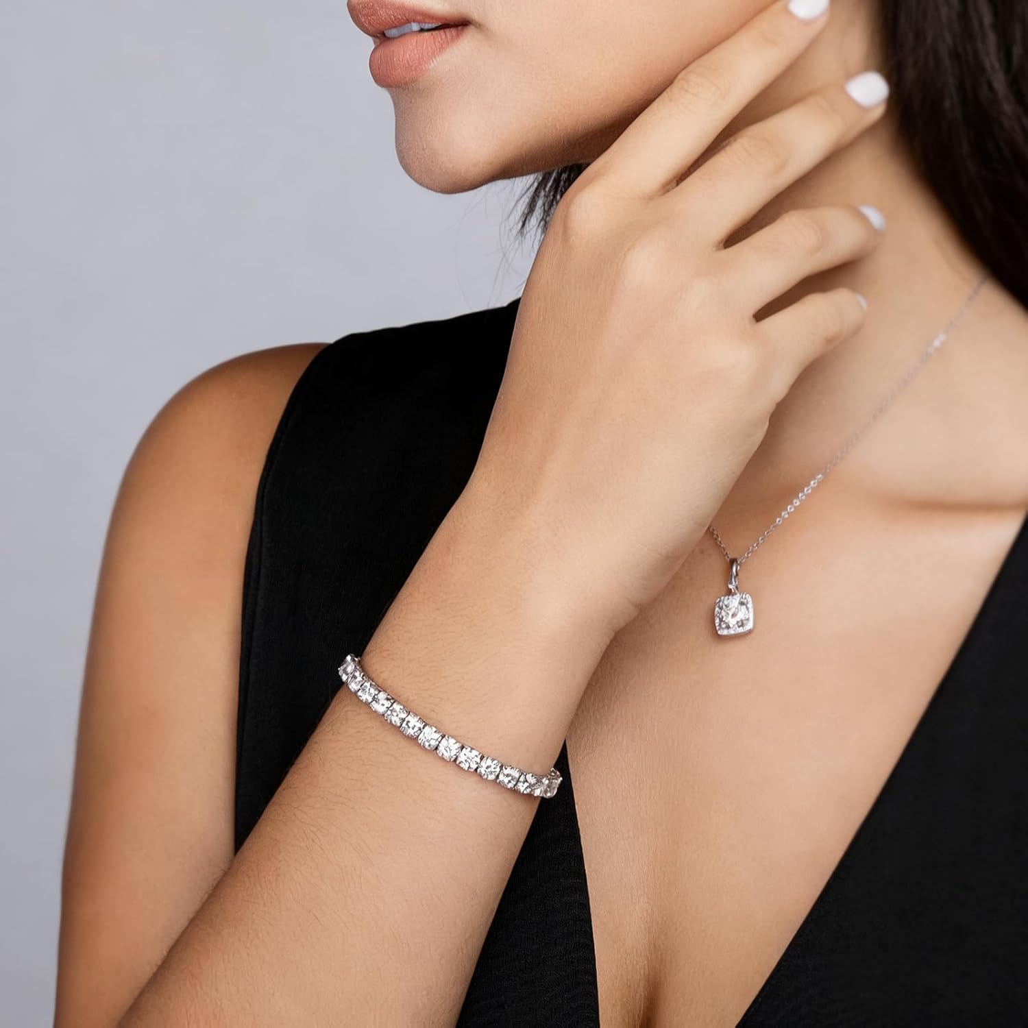 BG&WLing Tennis Bracelet for Women, Sparkly Diamond Style | Fake Diamond Bracelet, Rhinestone Bracelets, Round Cut Cubic Zirconia, Secure Clasp, Layerable Design, Everyday Wear
