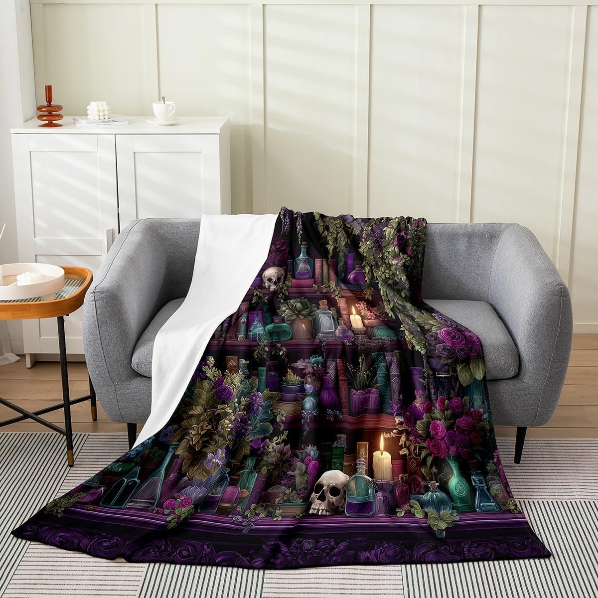 Erosebridal Gothic Skull Flannel Blanket 40x50 Inch Vintage Witchy Fleece Blanket Spooky Magic Bookshelf Fuzzy Plush Throw Black Retro Wizard Mysterious Cool Living Room Decor