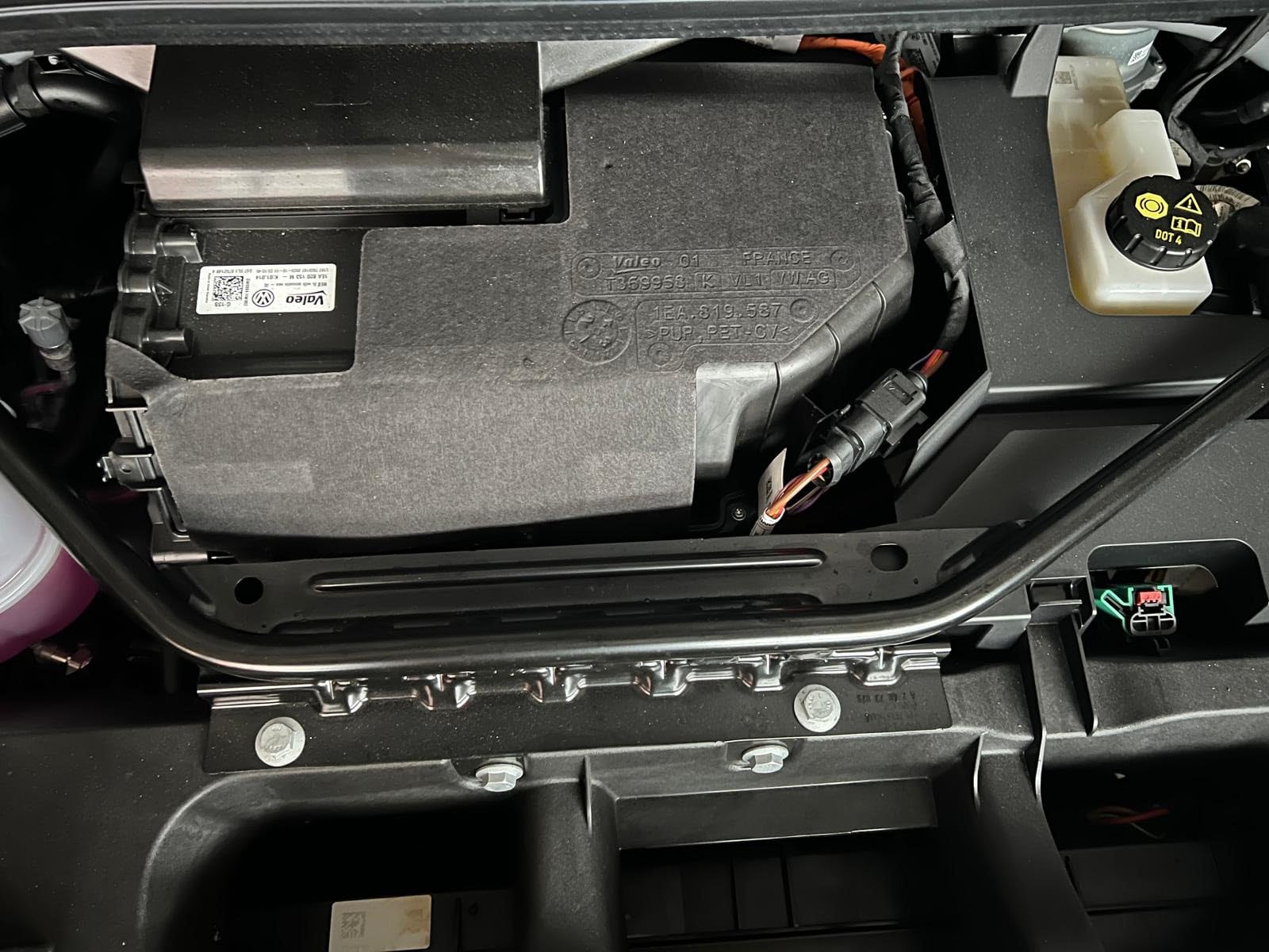 Generisch Frunk Skrzynia Dolna do Komory Silnika VW ID4 ID5 / Skoda Enyaq / Audi Q4 E-tron / Hyundai Kona / Kia e-Soul e-Niro (Przedni Bagażnik do Doposażenia VW ID5), RIV0001