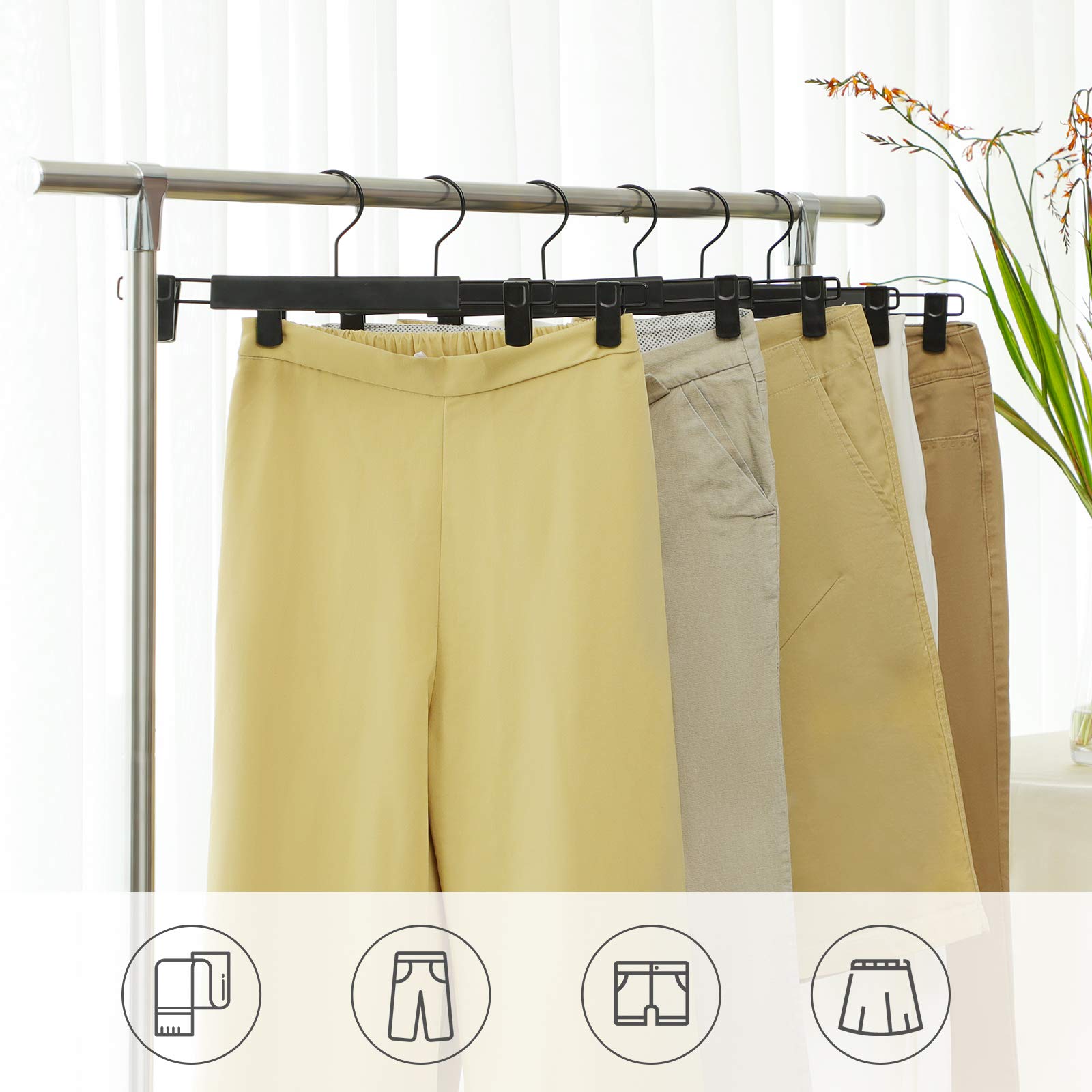SONGMICS 12 Perchas para Pantalones, Alta Resistencia y Duradera con Pinzas, Perchas Plástica Faldas, Ahorran Espacio, Ganchos Giratorios de 360°, 35 cm de Largo, Negro CRP02BK12