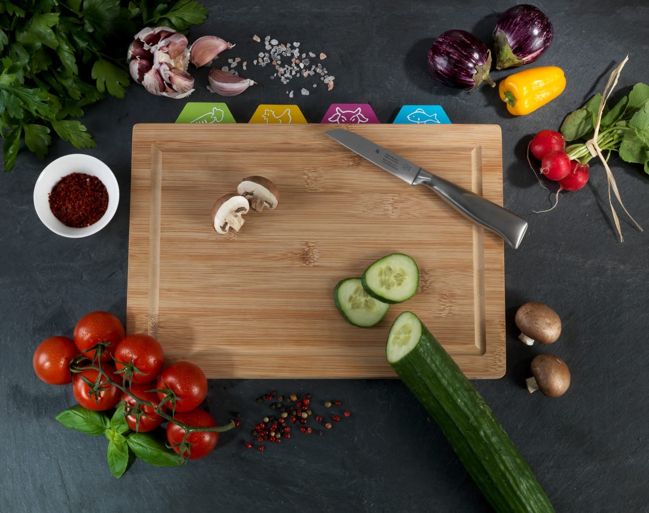 Image secondaire de Planche à Découper en Bambou WENKO avec Rainure à Jus et Tapis Amovibles