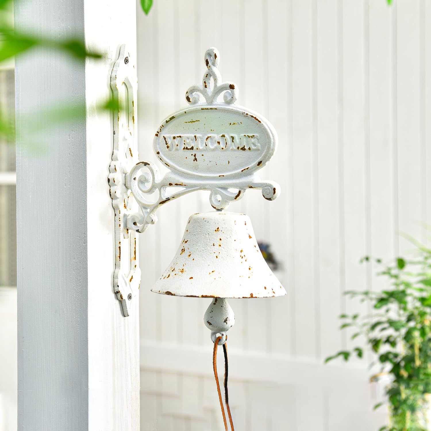 Sungmor Campana de Cena de Hierro Fundido rústico Blanco para Colgar en la Pared, Campana de Puerta Exterior, Timbre Decorativo, Campana de Cena montada en la Pared para Interiores y Exteriores