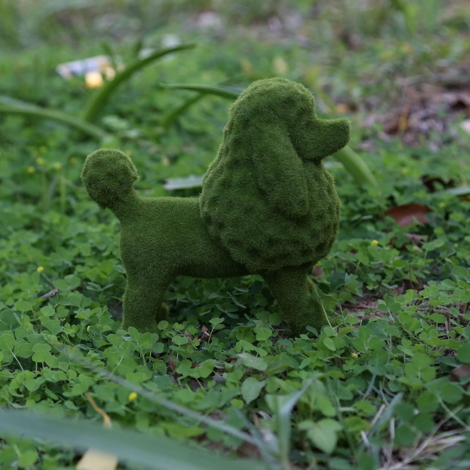 Cyrank Flocked Animal Statue Outdoor Garden Statues Decor European Style Handcrafted Resin Simulation Moss Flocked Dog Cat Figurine for Garden(03) - Image 8