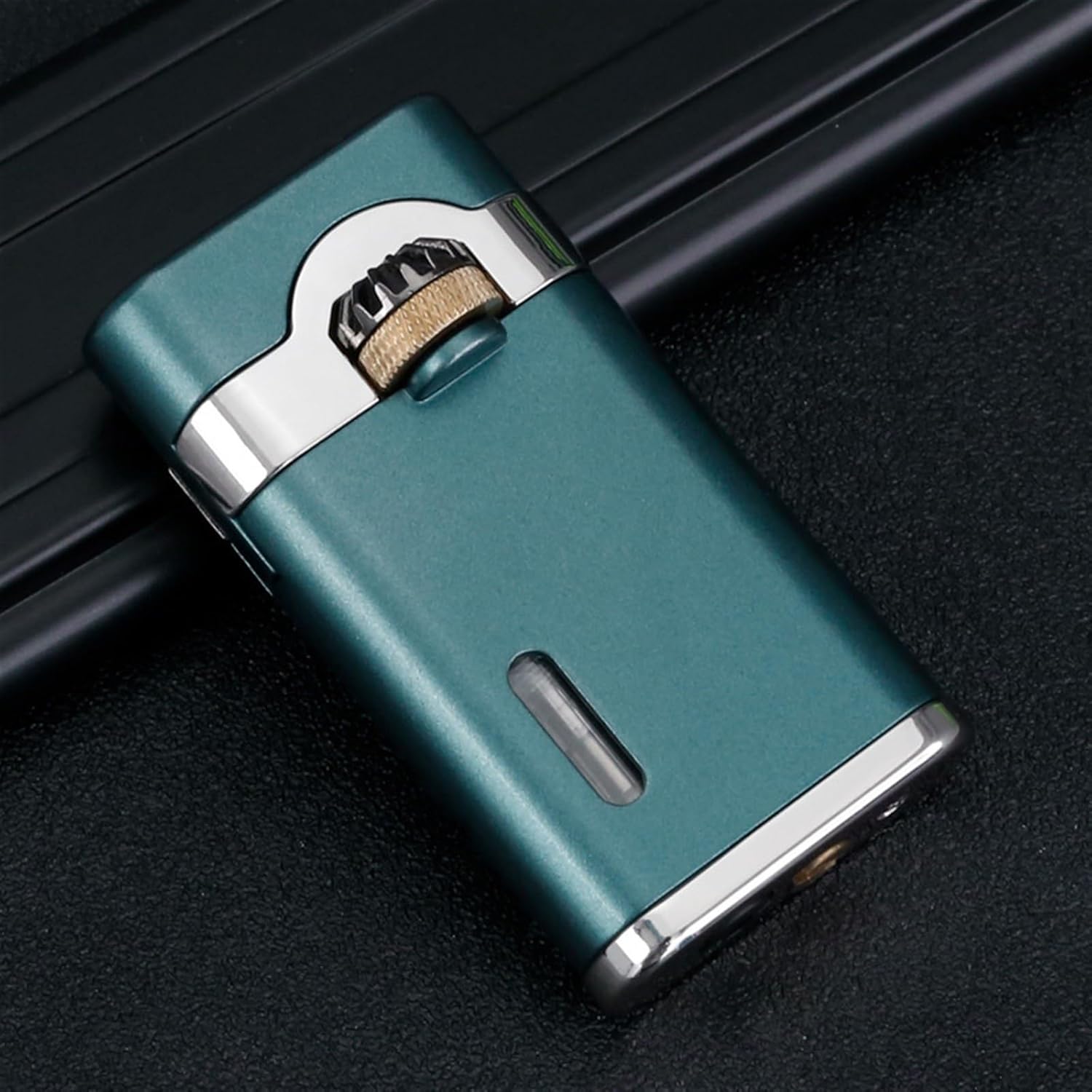 GAVIK Classic Mechanical Lighter, Windproof, Blue high-Pressure Flame, Retro Gear Linkage and Ceramic Nozzle, Adjustable Flame, Portable, Suitable for Outdoor, Indoor, Gift (Color : B)