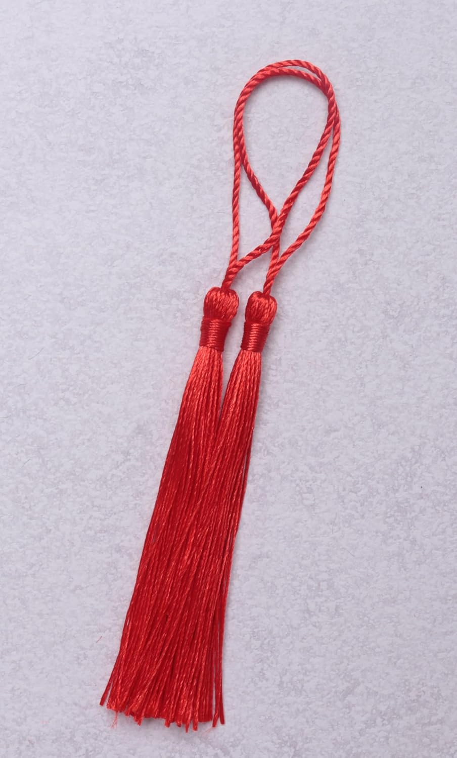 SOWAKA 40 Pcs Mini Tassel with Loop Soft Handmade 5 Inch Floss Tassels for DIY Crafting Project Earring Bookmark Jewelry Making Graduation Souvenir Clothing Sewing Supplies (Red)