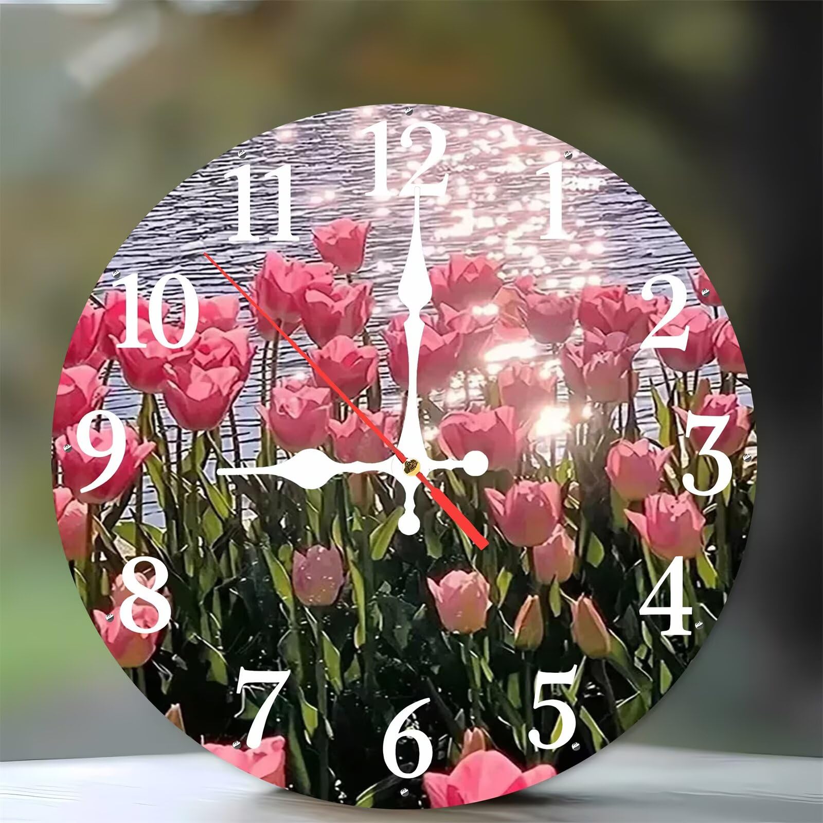Horloge murale silencieuse en bois contre le bruit du tic-tac avec motif tulipes roses