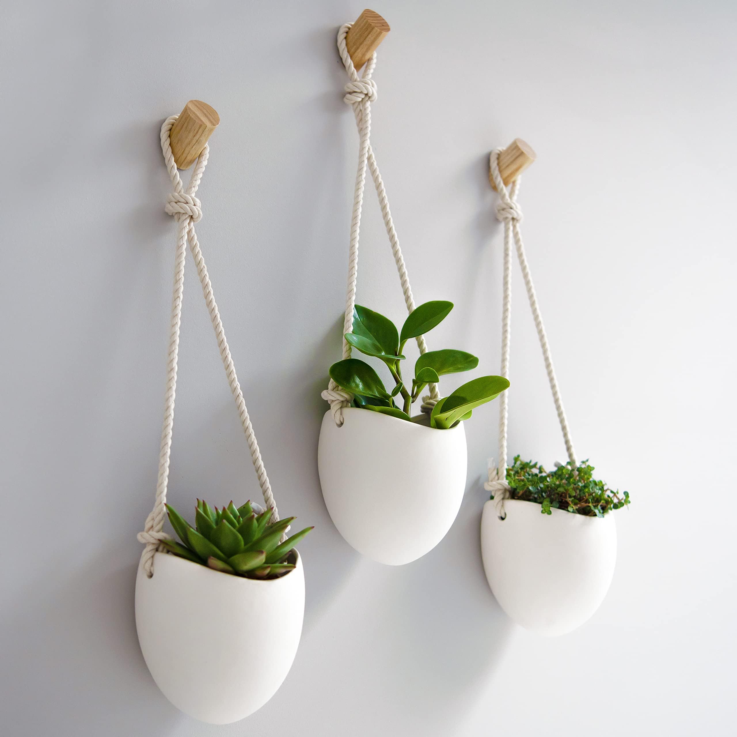 KAZAI. Porcelain Wall Vases