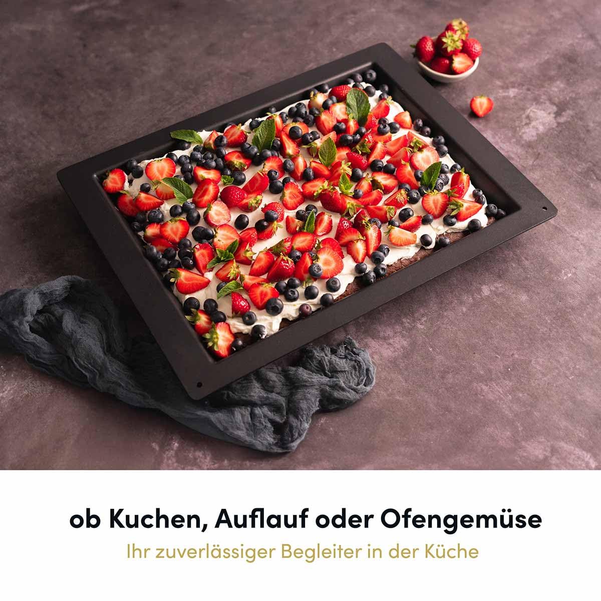 Hoffmann Antihaft-Backplatte massive Ausführung, 4,5 cm Innenhöhe – fettfreies Kochen, bis 250 °C backofentauglich, Backblech passend für alle gängigen Hersteller/made in Germany (465x360 mm)