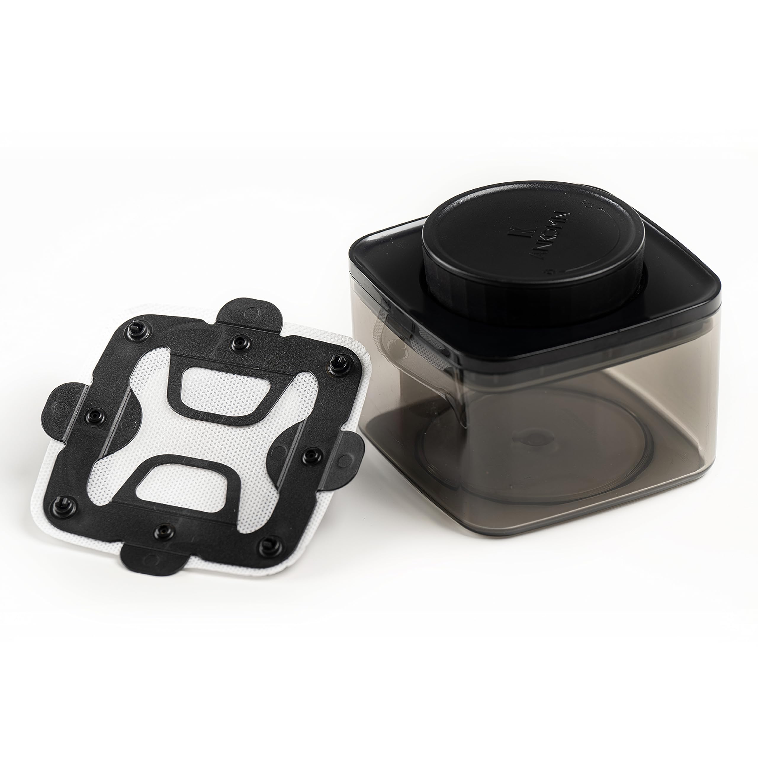 ANKOMN 100% airtight container storage jar for up to 1 oz, UV-protected canister with integrated holder could work with 8g humidity pack to keep things fresh and sealed for months