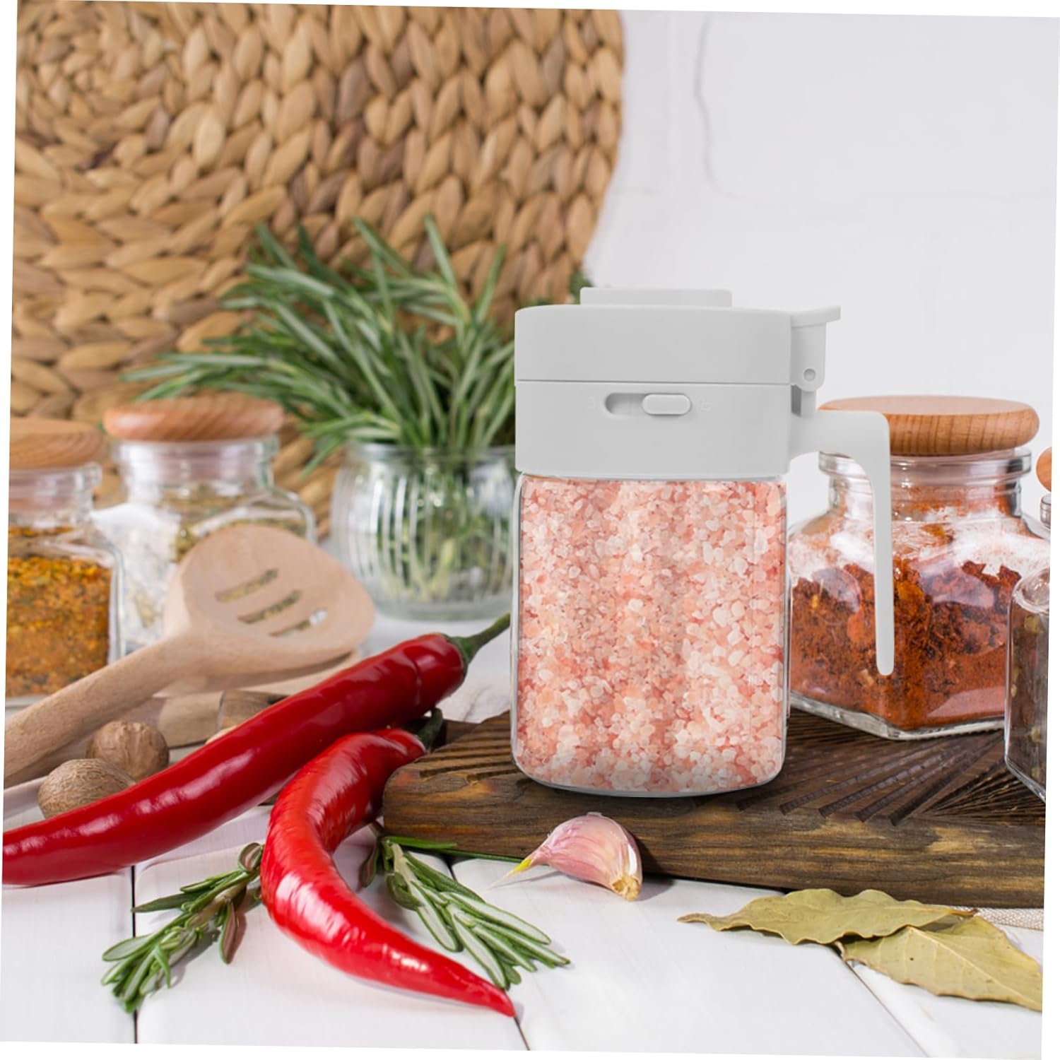 4pcs Shakers Canister Spice Jars Lids Spice and Seasoning Containers for Kitchen Restaurant and Home Use