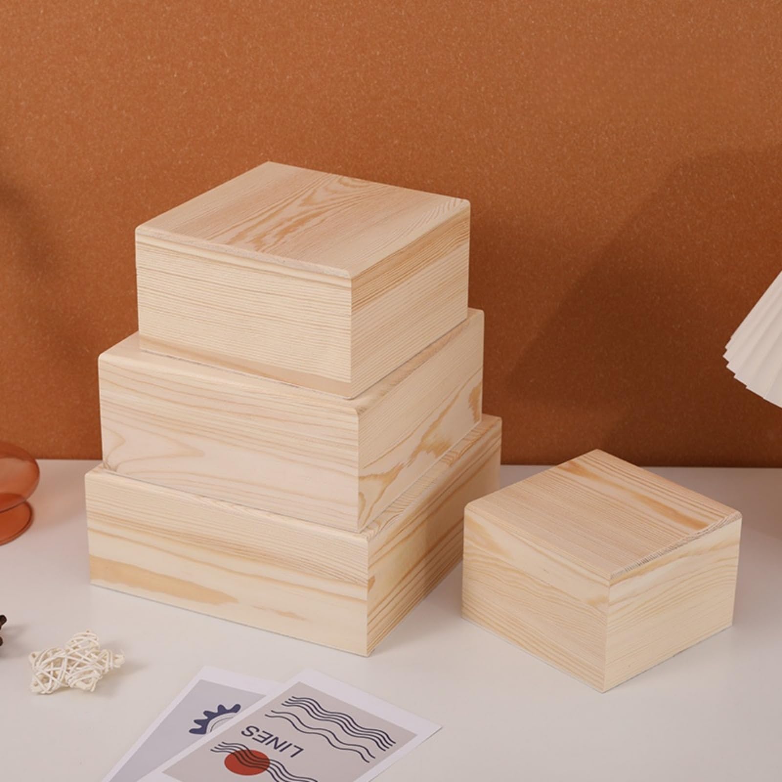 2 confezioni di scatole portaoggetti in legno non finite con coperchio superiore, scatole in legno di pino per fai da te, artigianato e hobby per la casa (20x20x8 cm)