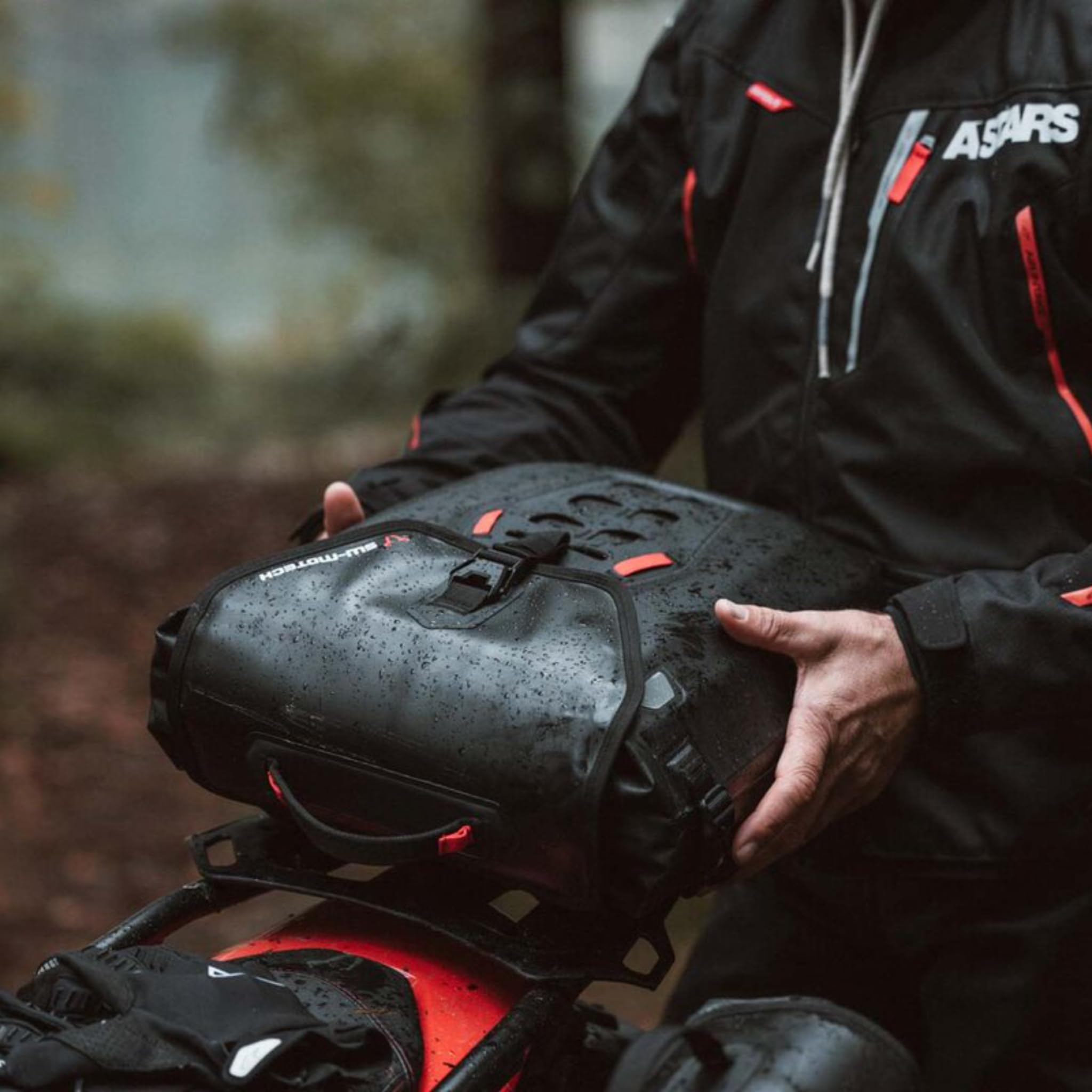 SW-Motech SysBag WP M Satteltasche 17-23L-Heck/Zurrgurten