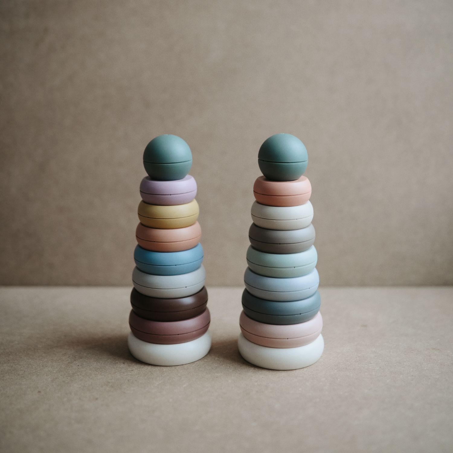 Mushie Jouet Presse Téléphone Pour Bébé - Motricité Fine & Sensoriel - Silicone Non Toxique - Tradewinds