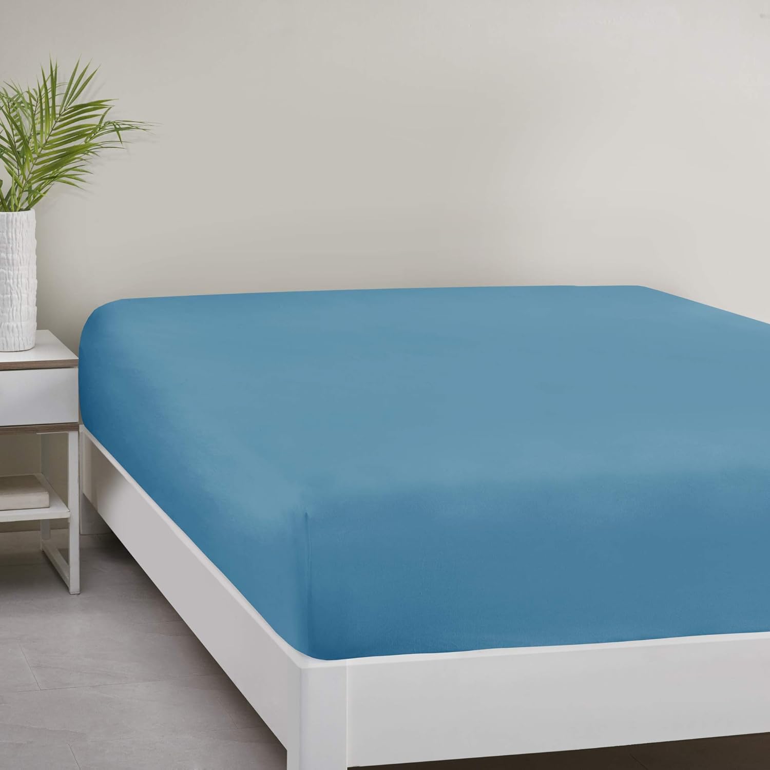 Comfort Spaces Microfiber Bed Fitted Sheet 14 Deep Pocket Wrinkle Resistant All Around Elastic - Year-Round Cozy Bedding