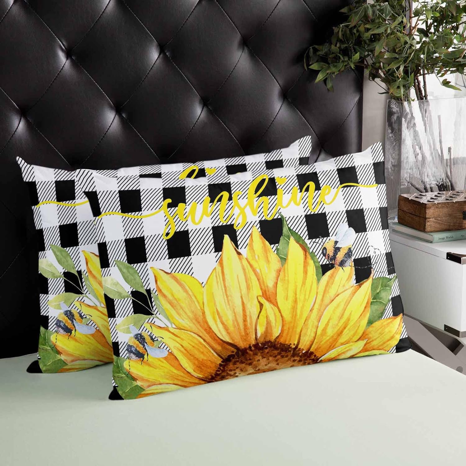 Outdoor Waterproof Throw Pillows Sunflower Bee Black White Plaid Patio Pillows Pack of 2,Decorative Pillow Covers with Insert,Pillow Cushion Case for Indoor Garden Couch Sofa Farm Yellow Floral