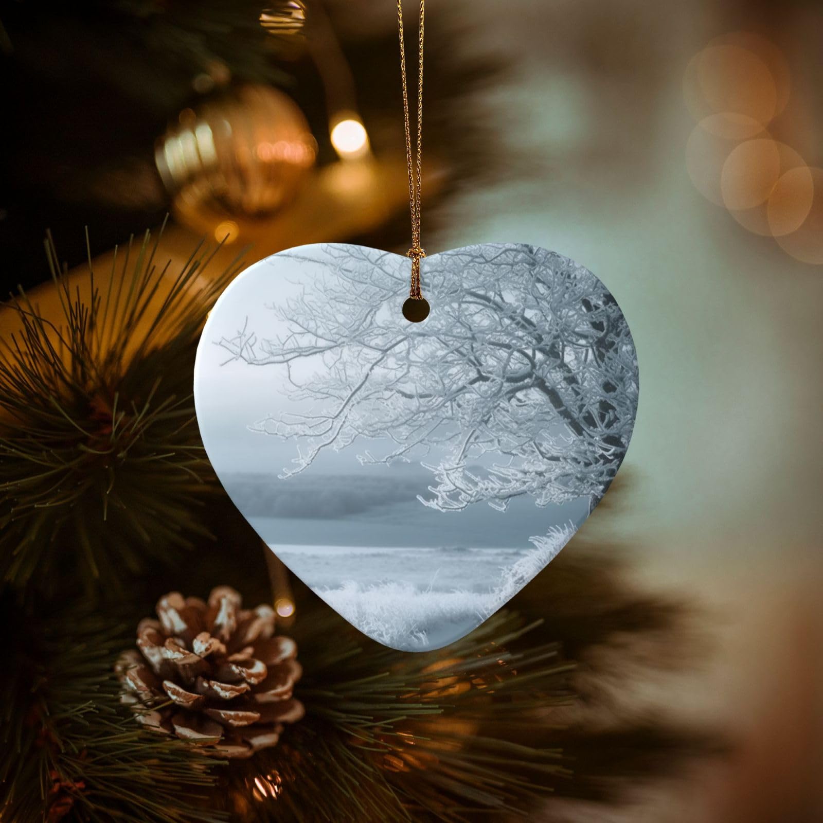 Christmas Ornaments for Christmas Tree Decoration Hanging Snow and Frosted Tree Ornament with Gold Ribbon Crafts Heart Shape Ceramic Pendant for Keepsake Gifts Xmas Decor Party Supplies