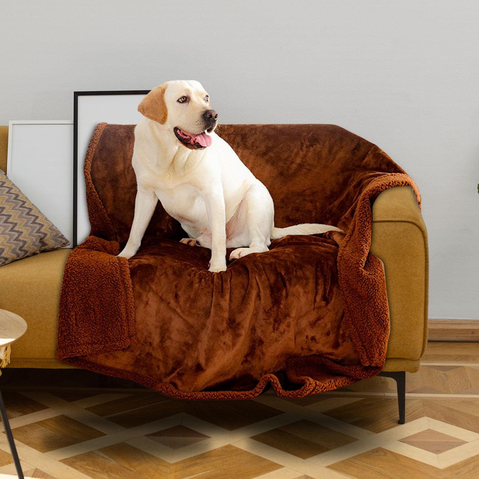 Couverture Imperméable Chien Plaid Réversible Tapis Animaux Flanelle Lavable à la Main et en Machine avec Protection pour Animaux de Compagnie sur, Marron M