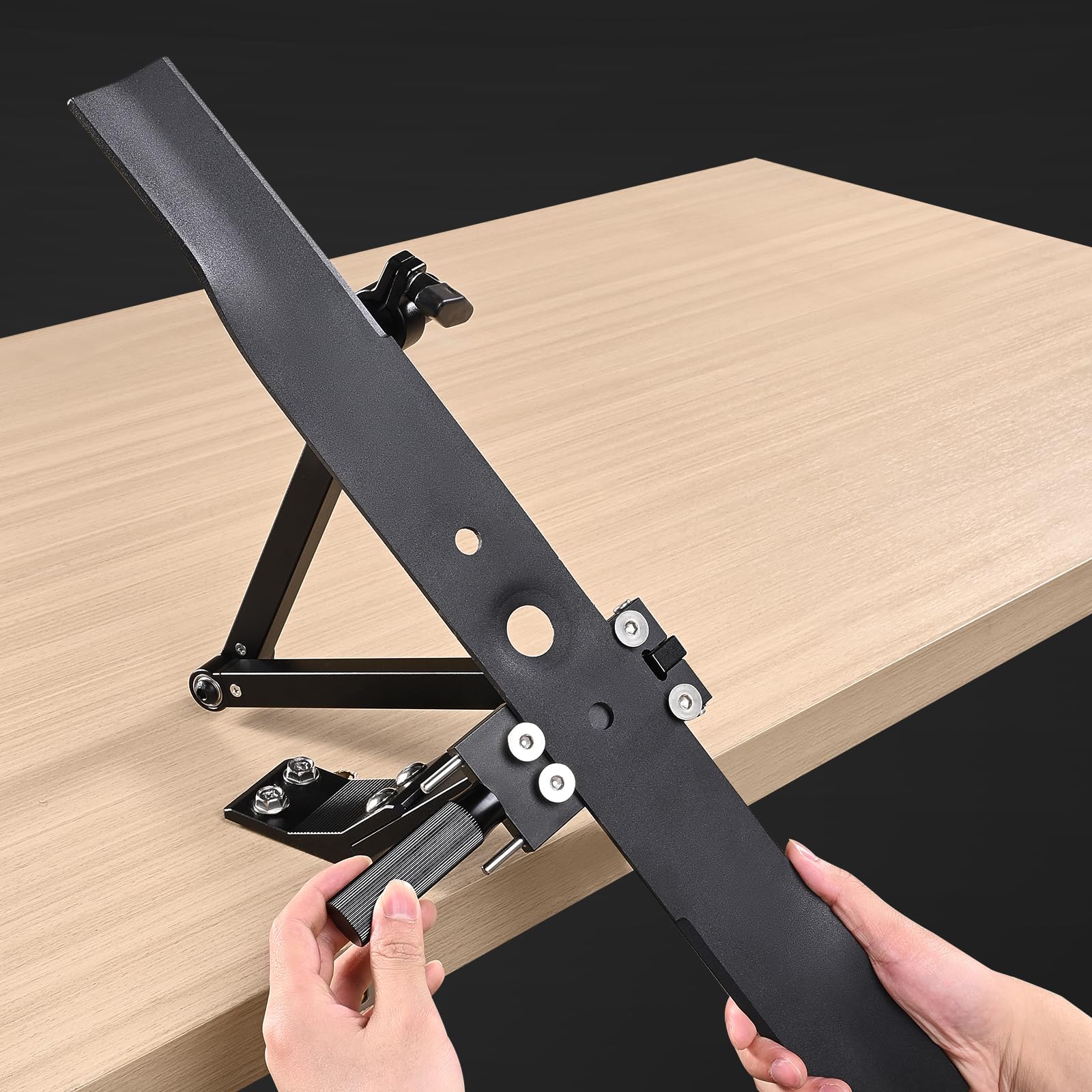 VEVOR Affilatrice per Lame per Tosaerba, Strumento di Affilatura Regolabile da 15° a 45° con 4 PerniAdattatori, con Cuscinetti a Sfera e Impugnatura Allargata da 25 mm, 320 x 250 x 70 mm