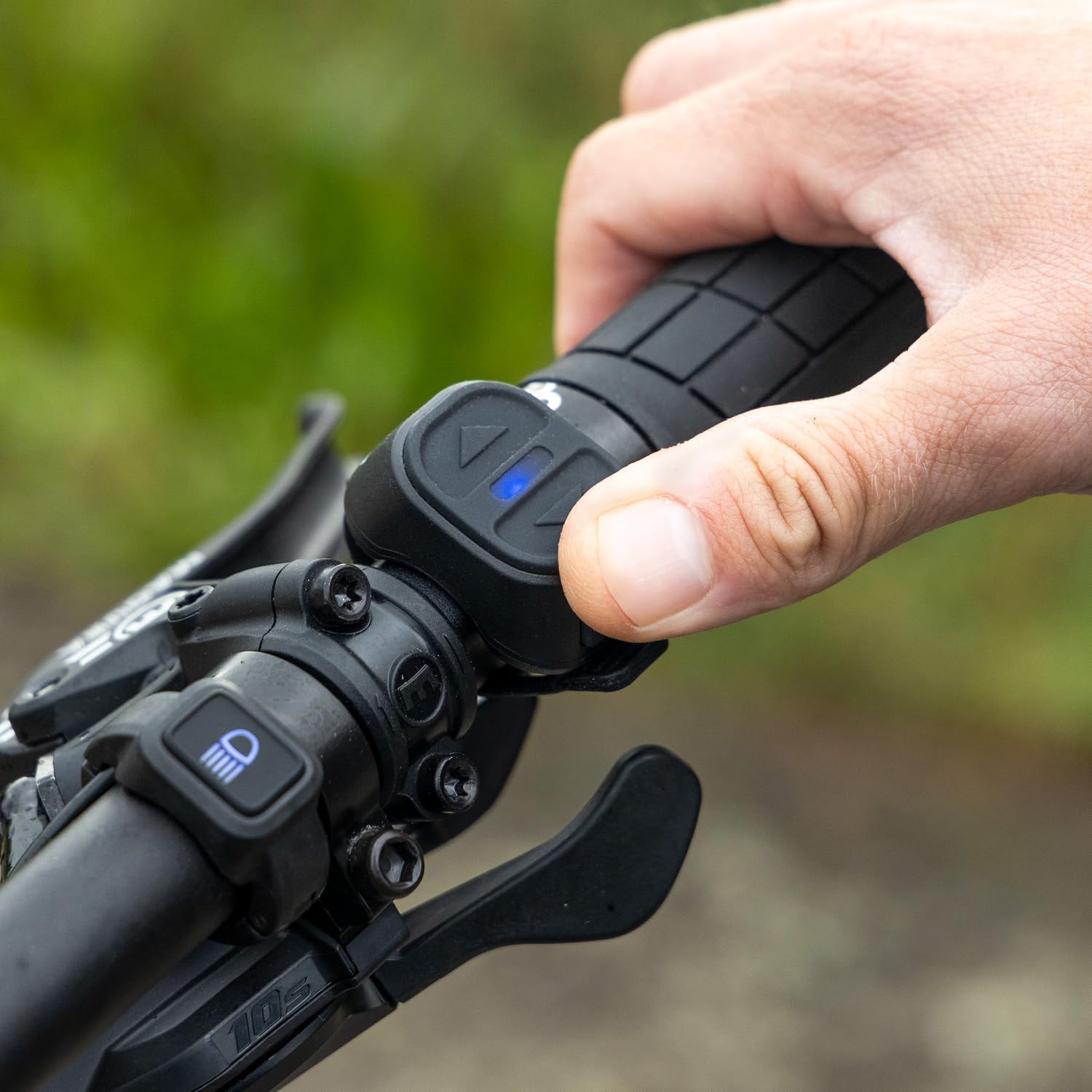 SIGMA Remote One | Télécommande Intelligente pour Guidon de vélo | Compatible avec ROX 4.0, ROX 4.0 Endurance, EOX View 700 et Application SIGMA Ride, Noir