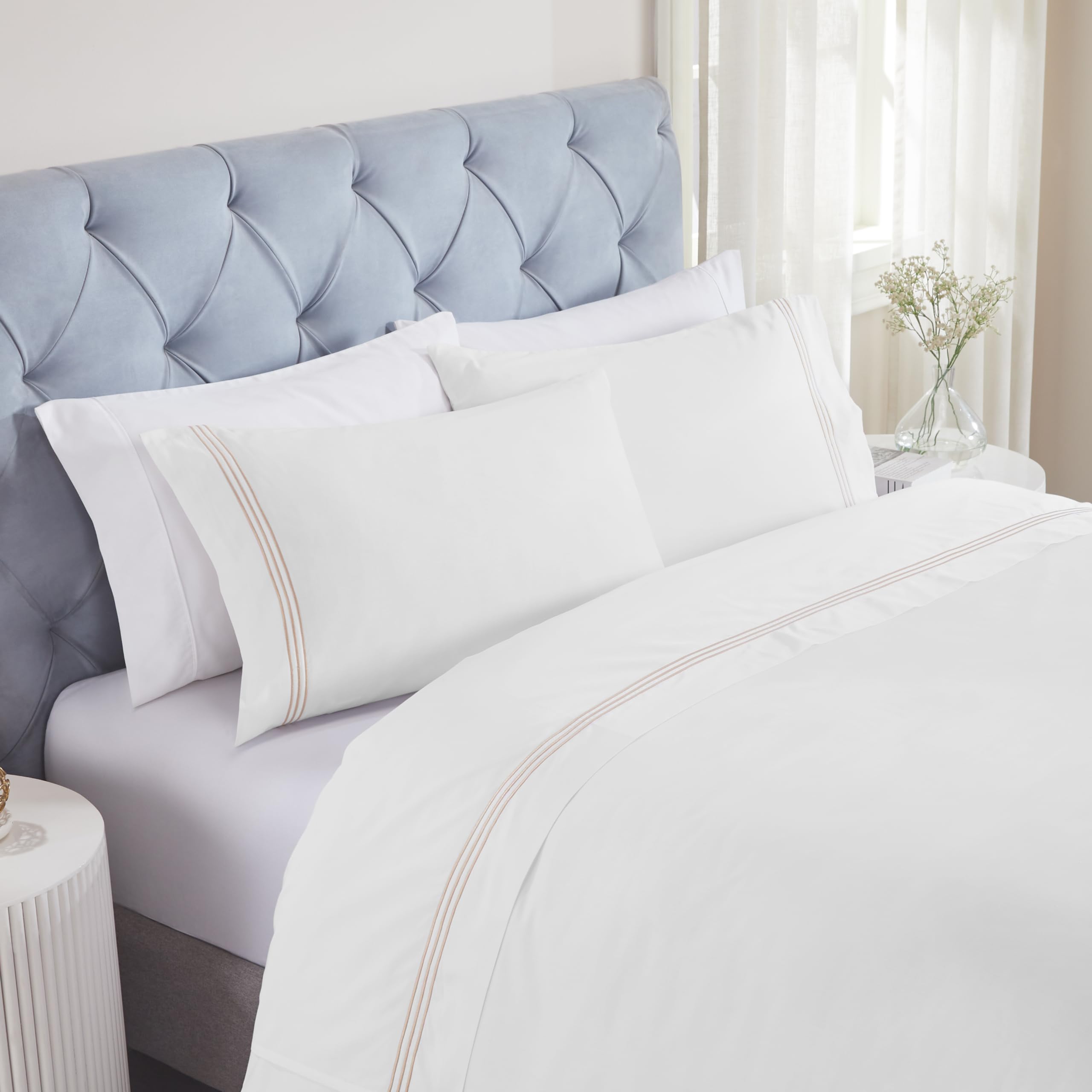 Parure de lit coton brodé grand lit pour chambre parentale cosy