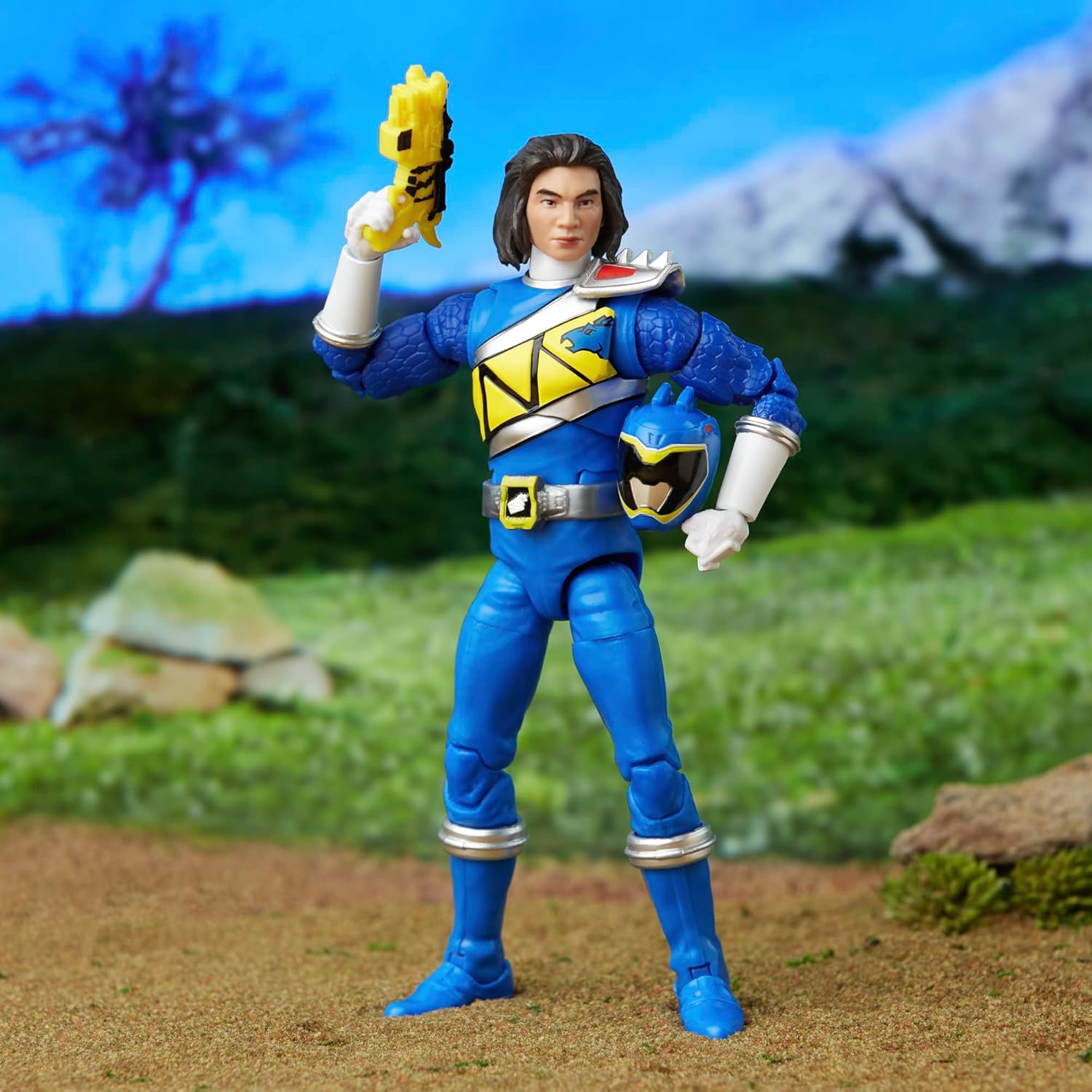 Power Rangers Lightning Collection Dino Charge Blue Ranger 6-inch Action Figure, Toys and Action Figures for Kids Ages 4 and Up