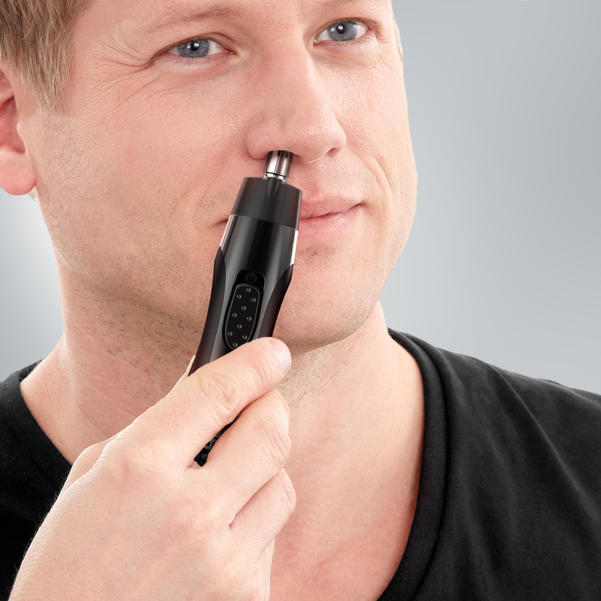 WAHL 2 in 1 Detail Trimmer, trimmer orecchie, trimmer naso e viso, alimentato a batteria, testine lavabili, impugnatura confortevole, custodia da viaggio, testine lavabili a lunga durata