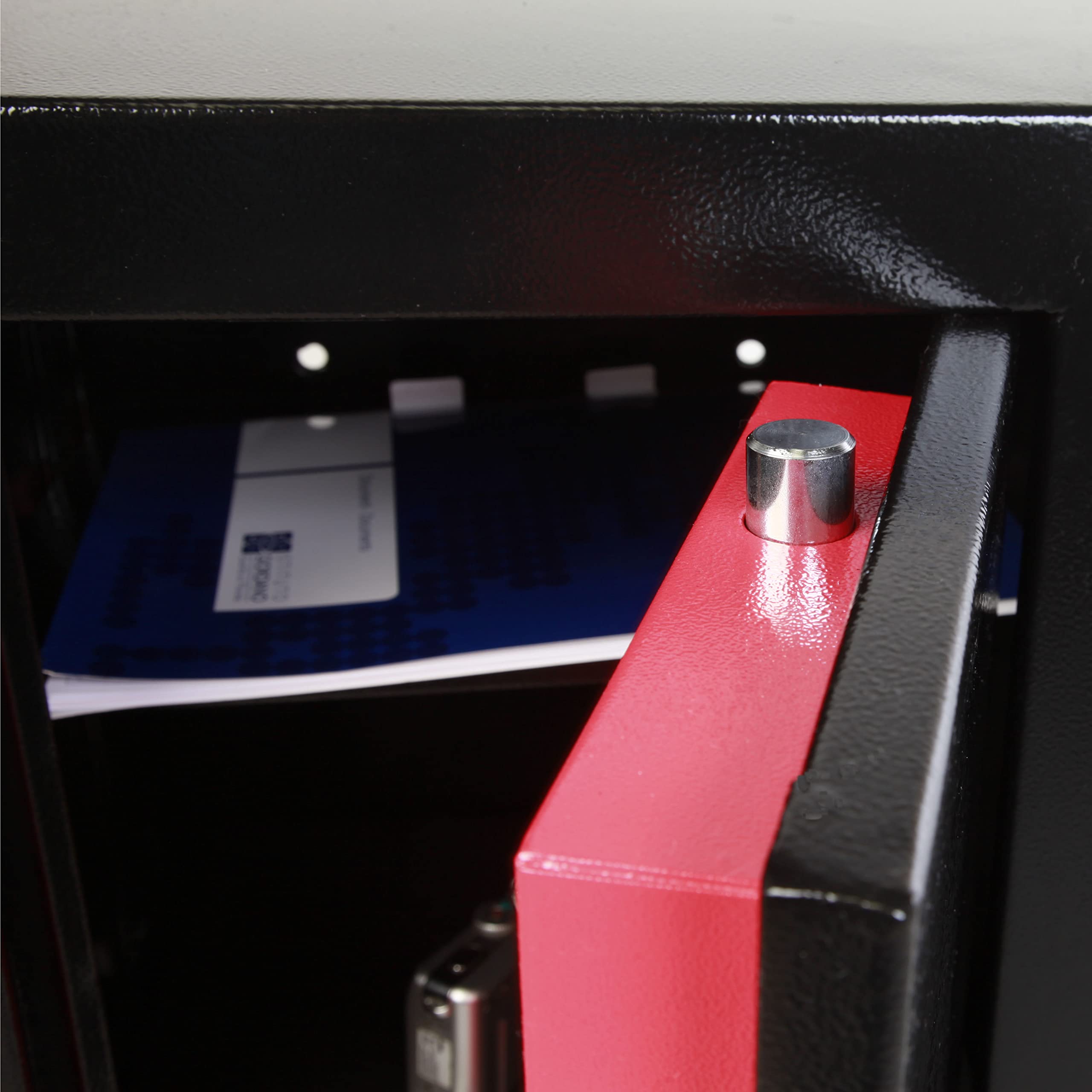 Armadio di sicurezza a ripiani Technomax, Linea Home safe, modello HS/20, misure H.800XL.365XP.320 mm.