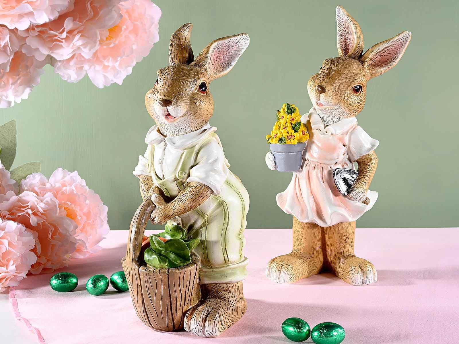 Gruppo Maruccia - Conigli Pasquali in Resina Dipinta - Decorazione per la Casa, Idea Regalo - Set da 2 - Altezza 27,5 cm