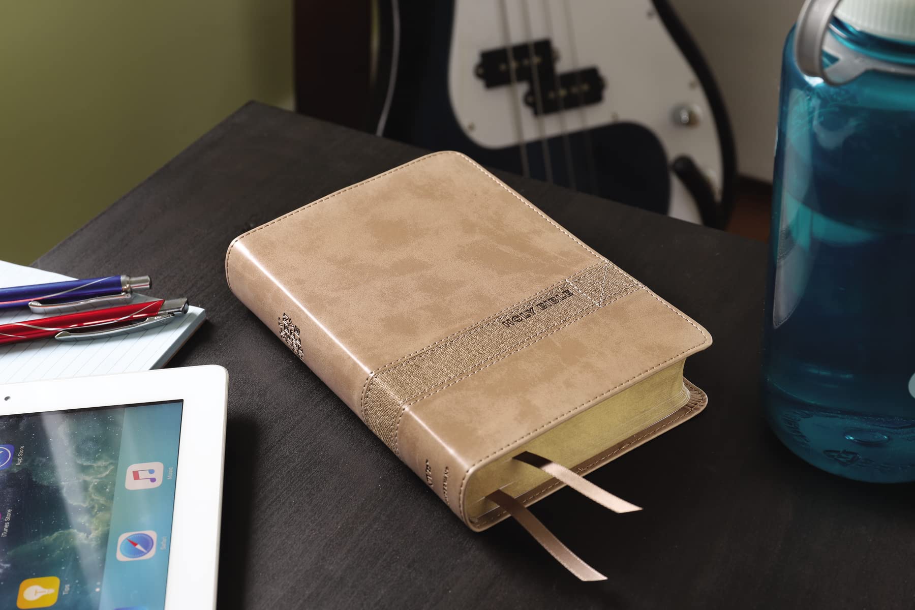 NIV Teen Study Bible: New International Version, Brown, Leathersoft, Comfort Print