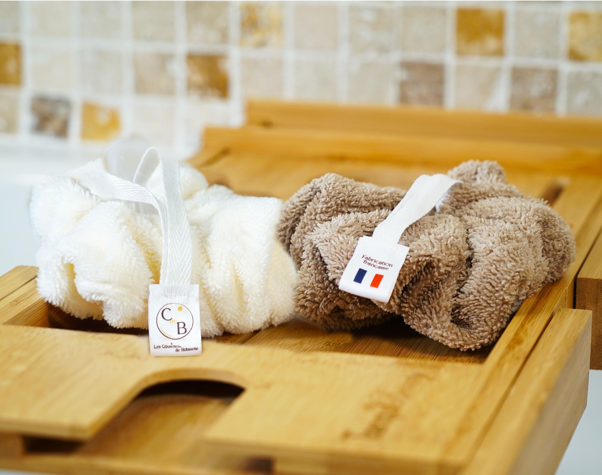 Set 2 Spugna da Bagno e Doccia, Spezzola per corpo, puff morbida e delicata, spugna de bambù lavabile e durevole (Crema Cappuccino)
