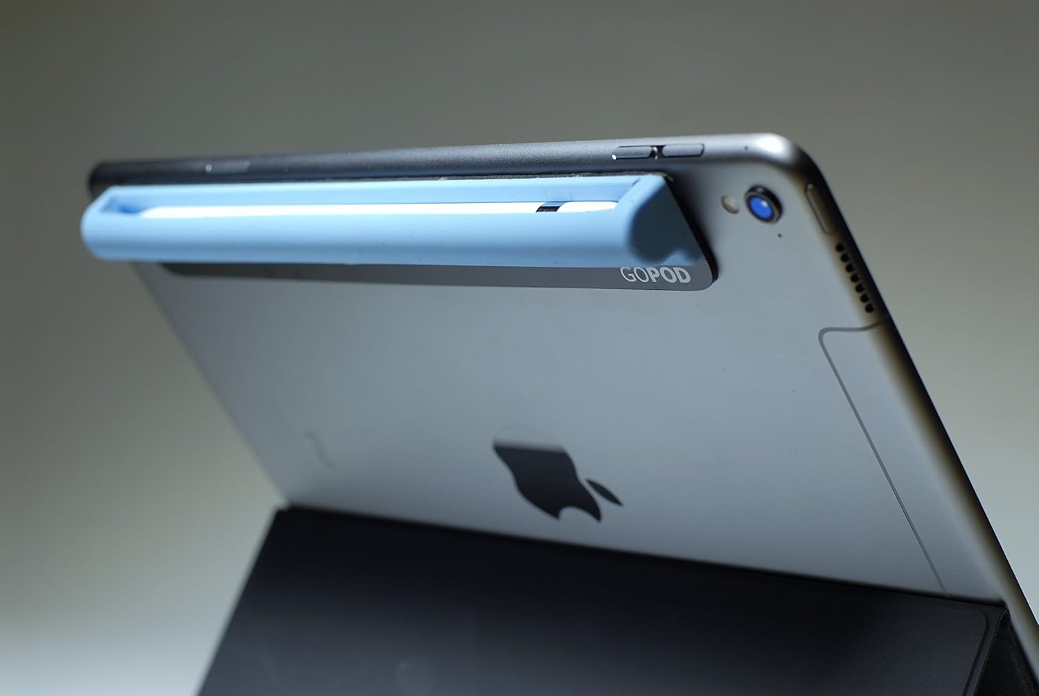GOPOD Apple Pencil Holder & iPad Grip (Sky Blue)