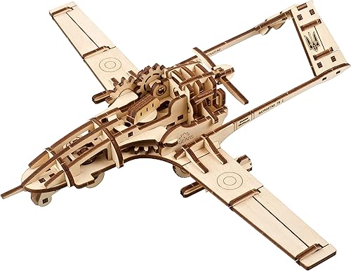 UGEARS Bayraktar TB2 Dron de combate Potente kit de modelo de avión de madera con timones móviles, alerones, cámara móvil y misiles bajo las alas