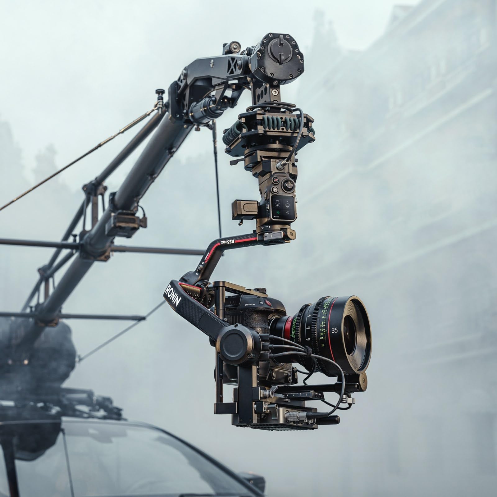 dji RS 3 Pro, estabilizador portátil en Tres Ejes para cámaras de Cine y DSLR de Canon/Sony/Panasonic/Nikon/Fujifilm/BMPCC, Bloqueo automático de los Ejes, Brazos de los Ejes de Fibra de Carbono