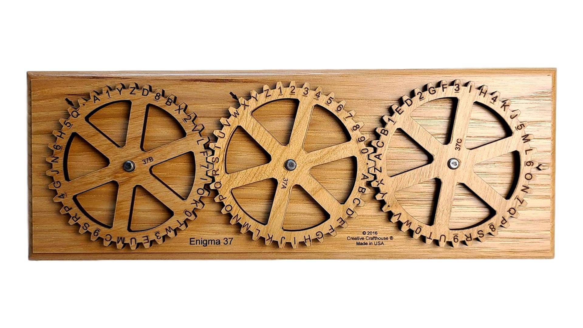 Amazon.com: Enigma 37 Encryption Machine - Able To Encode Both Letters and  Numbers : Toys & Games