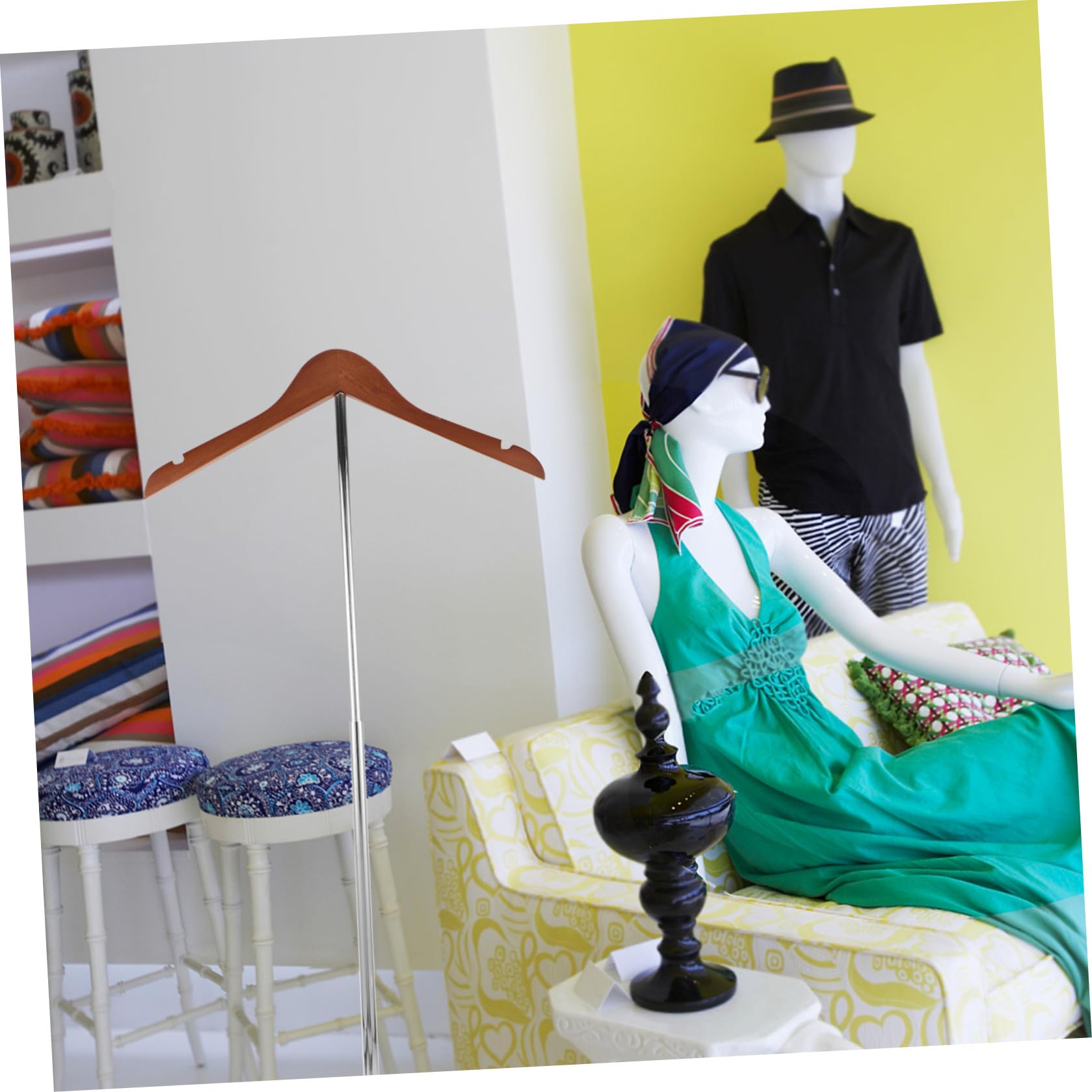 STOBAZA Verstellbarer Kleiderständer für Damen Moderner T shirt Präsentationsständer Vielseitiges Kleidung Display Rack für Einzelhandel Platzsparend Einfache Montage