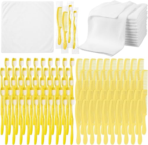 Tioncy Juego de 50 cepillos de dientes desechables con paños y peine para personas sin hogar, cepillos de dientes manuales envueltos