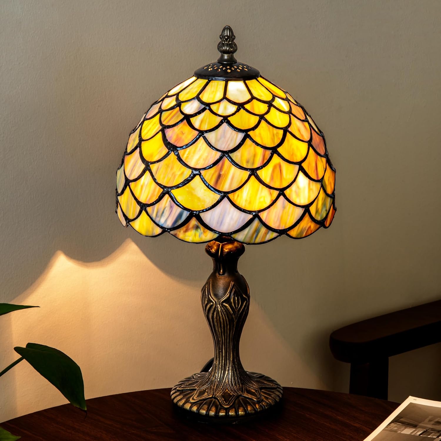 Small Tiffany Stained Glass Table Lamp Wisteria Style Lampshade Nightstand Light for Bedroom Dorm Living Hallway Coffee Table Office Housewarming Gift 8X8X15 (Green Fish Scales)